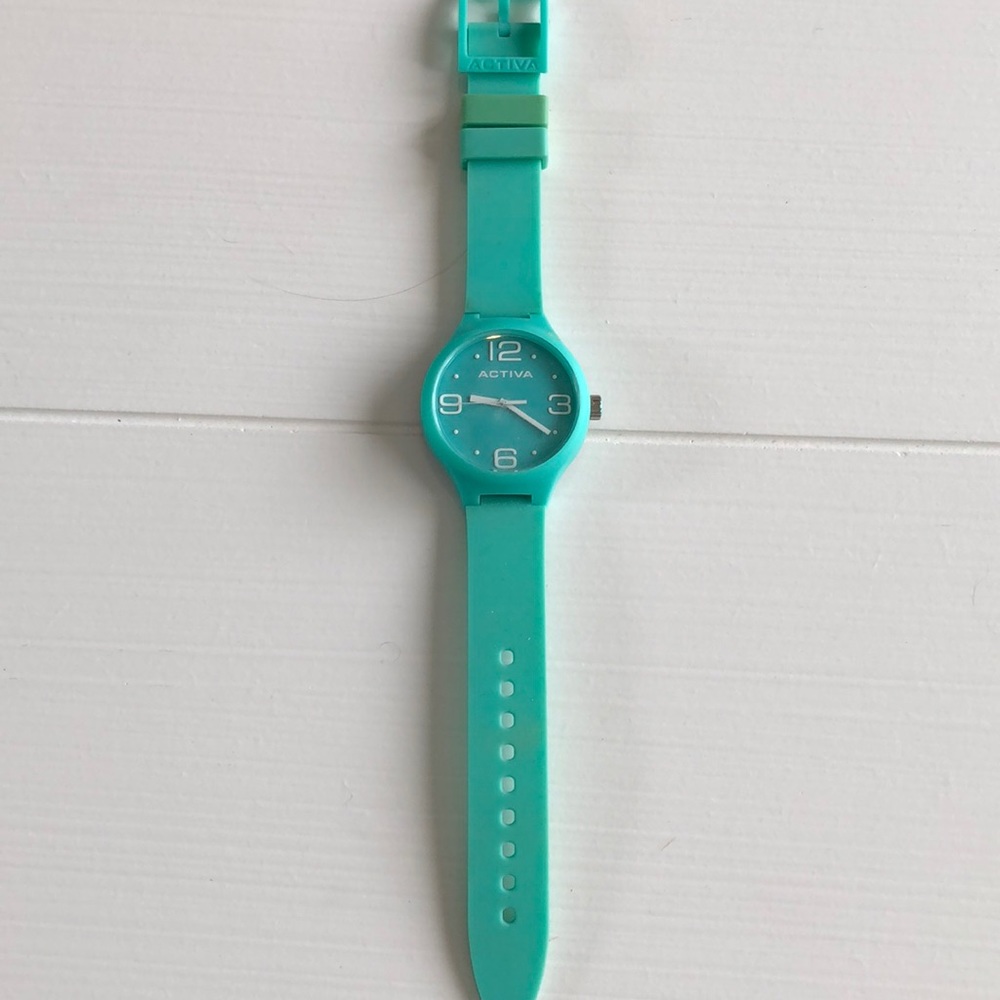 Activa teal watch